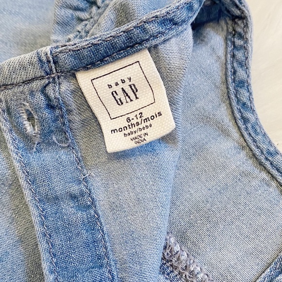 Baby Gap 6-12M Denim Top with Ruffles - Picture 5 of 6